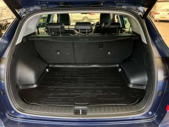 HYUNDAI TUCSON 1.6 Tucson Premium SE CRDi 2WD Semi-Auto 5dr
