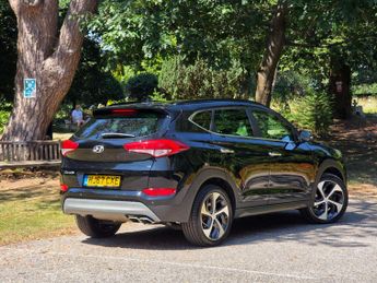 HYUNDAI TUCSON 2.0 Tucson Premium SE CRDi Auto 4WD 5dr