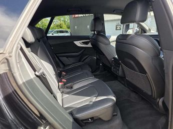 Audi Q8 3.0 TDI V6 50 S line SUV 5dr Diesel Tiptronic quattro Euro 6 (s/
