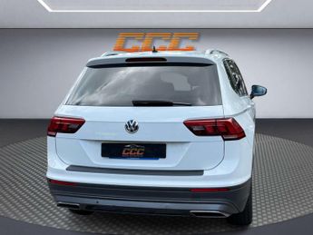 Volkswagen TIGUAN 2.0 Tiguan Allspace SE Nav TDI 4Motion Semi-Auto 4WD 5dr