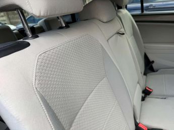 Volkswagen TIGUAN 2.0 Tiguan Allspace SE Nav TDI 4Motion Semi-Auto 4WD 5dr