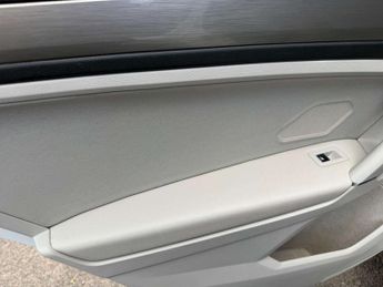 Volkswagen TIGUAN 2.0 Tiguan Allspace SE Nav TDI 4Motion Semi-Auto 4WD 5dr
