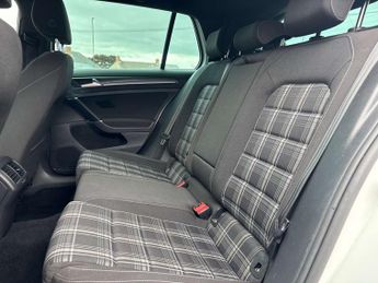 Volkswagen Golf 2.0 TDI GTD Hatchback 5dr Diesel DSG Euro 6 (s/s) (184 ps)