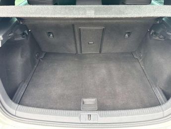 Volkswagen Golf 2.0 TDI GTD Hatchback 5dr Diesel DSG Euro 6 (s/s) (184 ps)