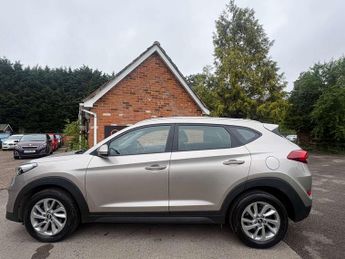 HYUNDAI TUCSON 1.7 Tucson SE Nav Blue Drive 2WD CRDi Semi-Auto 5dr