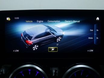 MERCEDES-BENZ GLA 1.3 GLA180 AMG Line (Executive) SUV 5dr Petrol 7G-DCT Euro 6 (s/
