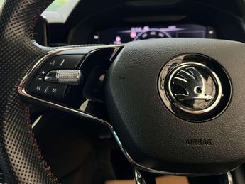 SKODA KAMIQ 1.5 Kamiq Monte Carlo TSi Semi-Auto 5dr