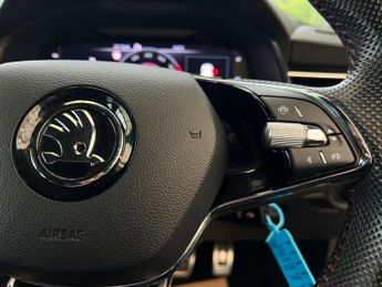 SKODA KAMIQ 1.5 Kamiq Monte Carlo TSi Semi-Auto 5dr