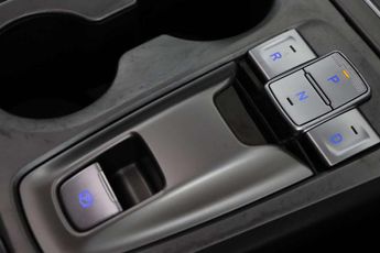 Hyundai KONA 64kWh Ultimate SUV 5dr Electric Auto (10.5kW Charger) (204 ps)