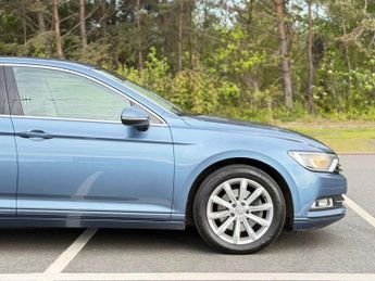 Volkswagen Passat 2.0 TDI BlueMotion Tech SE Business Saloon 4dr Diesel DSG Euro 6