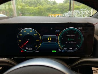 MERCEDES-BENZ EQA EQA 250 AMG Line 5dr