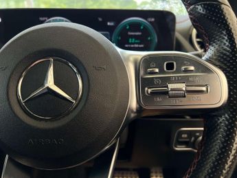 MERCEDES-BENZ EQA EQA 250 AMG Line 5dr