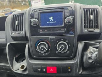 Peugeot Boxer 2.0 BlueHDi 335 Professional Panel Van 5dr Diesel Manual L2 H2 E