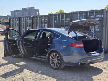 Ford Mondeo 2.0 TiVCT Vignale Saloon 4dr Petrol Hybrid CVT Euro 6 (s/s) (187