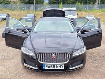 Jaguar XF 2.0d Portfolio Saloon 4dr Diesel Auto Euro 6 (s/s) (163 ps)