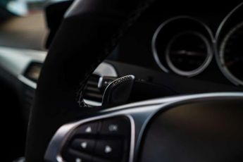 MERCEDES-BENZ C-CLASS 6.2 C63 AMG Auto 4dr