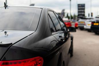 MERCEDES-BENZ C-CLASS 6.2 C63 AMG Auto 4dr