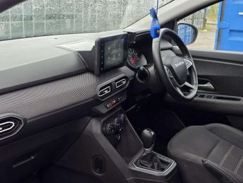 Dacia Sandero 1.0 TCe Expression Hatchback 5dr Petrol CVT Euro 6 (s/s) (90 ps)