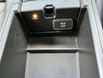 BMW 3 SERIES 2.0 320i Sport Auto 4dr