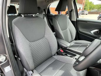TOYOTA YARIS 1.5 Yaris Icon HEV CVT 5dr