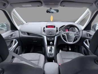 Vauxhall Zafira Tourer 2.0 CDTi Exclusiv MPV 5dr Diesel Auto Euro 5 (165 ps)