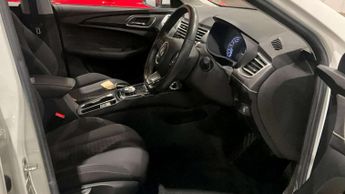 MG MG5 61.1kWh Excite Long Range Estate 5dr Electric Auto (156 ps)