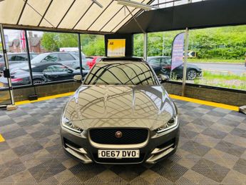 JAGUAR XE 2.0 XE R-Sport D Auto 4dr