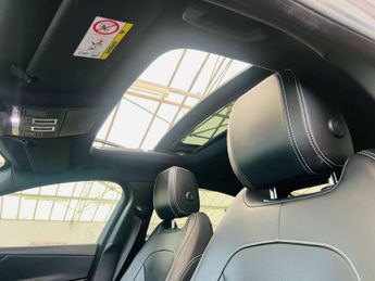 JAGUAR XE 2.0 XE R-Sport D Auto 4dr