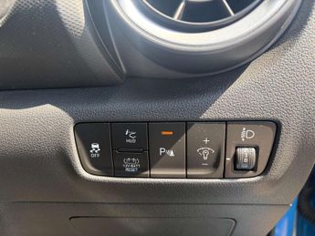 HYUNDAI KONA 1.6 Kona Ultimate GDi HEV Semi-Auto 5dr