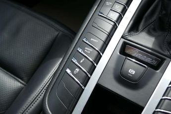 Porsche MACAN 3.0 Macan GTS Semi-Auto 4WD 5dr