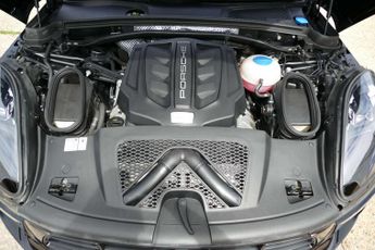 Porsche MACAN 3.0 Macan GTS Semi-Auto 4WD 5dr