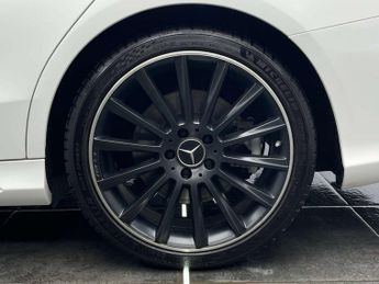 Mercedes-Benz C-CLASS 3.0 AMG C 43 Premium+ 4Matic Auto 4WD 5dr