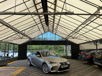 Lexus IS 2.5 IS 300h Premier CVT 4dr