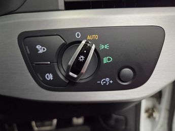 Audi A4 2.0 A4 S Line TDI Semi-Auto 5dr