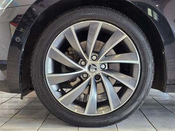 Skoda SUPERB 2.0 Superb Laurin & Klement Enterprise TDI Semi-Auto 5dr