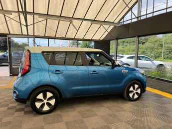 KIA SOUL Soul EV Auto 5dr