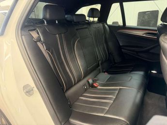 BMW 5 SERIES 2.0 520i M Sport Auto 5dr