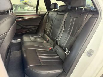 BMW 5 SERIES 2.0 520i M Sport Auto 5dr