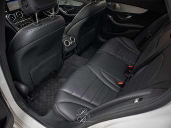 MERCEDES-BENZ C-CLASS 2.1 C250 D AMG Line Premium+ Auto 5dr