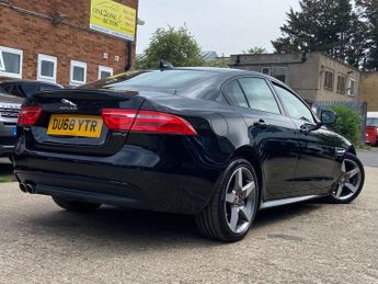 Jaguar XE 2.0d R-Sport Saloon 4dr Diesel Auto Euro 6 (s/s) (180 ps)