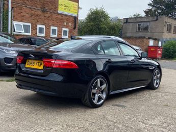 Jaguar XE 2.0d R-Sport Saloon 4dr Diesel Auto Euro 6 (s/s) (180 ps)