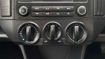 VOLKSWAGEN POLO 1.4 SE Hatchback 5dr Petrol Automatic (185 g/km, 74 bhp)