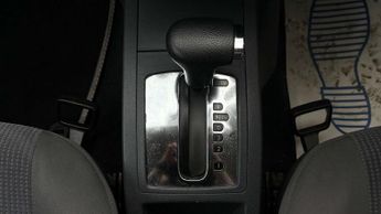 VOLKSWAGEN POLO 1.4 SE Hatchback 5dr Petrol Automatic (185 g/km, 74 bhp)