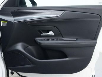 VAUXHALL Mokka Electric 50kWh GS SUV 5dr Electric Auto (136 ps)