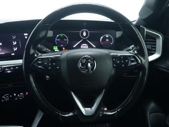 VAUXHALL Mokka Electric 50kWh Ultimate SUV 5dr Electric Auto (136 ps)