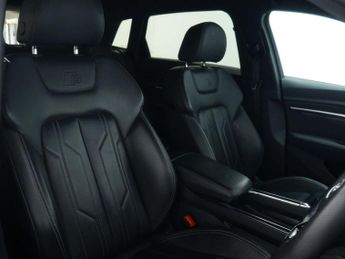AUDI E-TRON 55 Black Edition SUV 5dr Electric Auto quattro 95kWh (11kW Charg