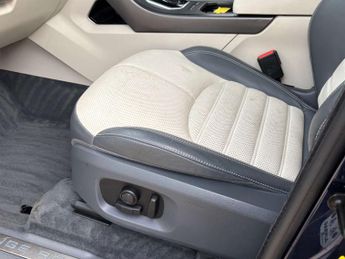 Land Rover Range Rover Evoque 2.0 Range Rover Evoque HSE Dynamic SD4 Auto 4WD 5dr