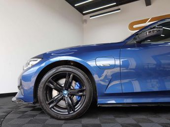 BMW 3 Series 2.0 330e SE Professional Auto 5dr