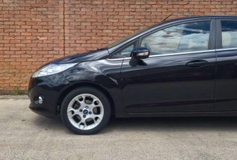 Ford FIESTA 1.4 Fiesta Zetec Auto 5dr