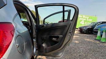 VAUXHALL CORSA 1.4 16V Exclusiv Hatchback 5dr Petrol Auto Euro 5 (A/C) (100 ps)